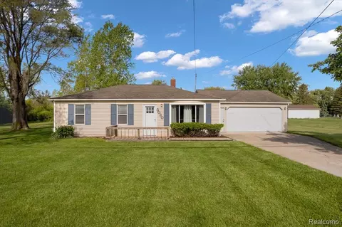 3030 S Irish Rd, Davison, MI 48423