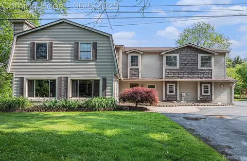 6080 Waldon Rd, Village Of Clarkston, MI 48346