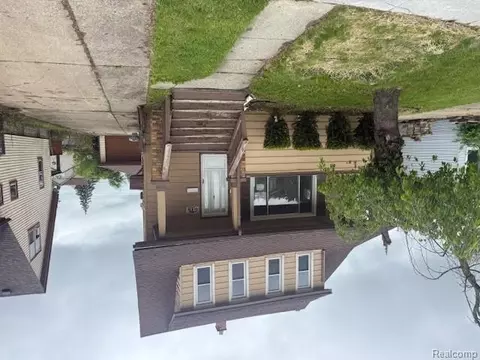 22782 Rein Ave, Eastpointe, MI 48021