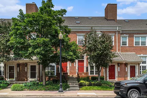 170 Allenhurst Ave, Royal Oak, MI 48067