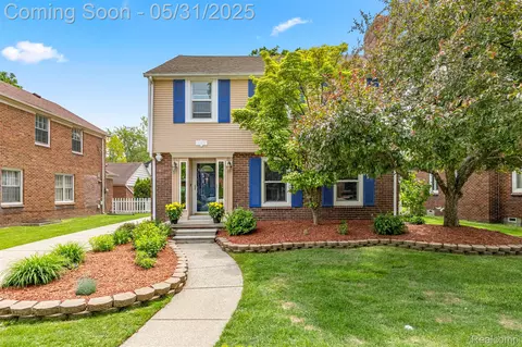 23815 Rockford St, Dearborn, MI 48124