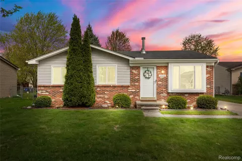 43645 Antietam Ct, Canton, MI 48188