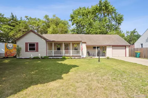 12082 Craig St, Romulus, MI 48174