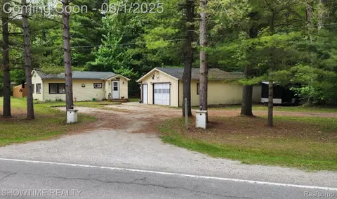 3820 Abbottsford Rd, North Street, MI 48049