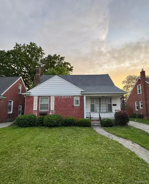 8233 Grayfield St, Dearborn Heights, MI 48127