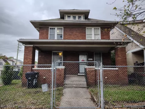 1601 Lawndale St, Detroit, MI 48209