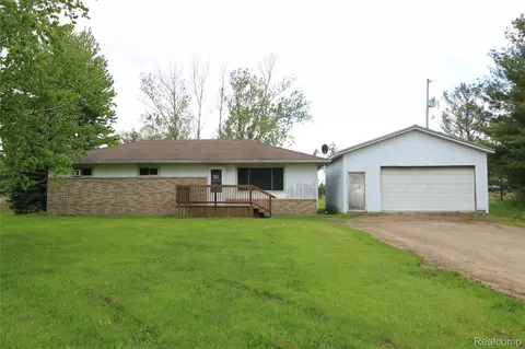 1789 N Ridge Rd, Forester, MI 48419