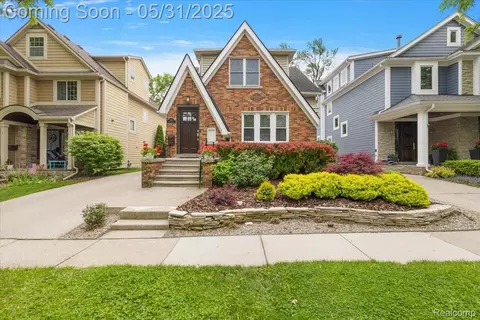 1368 Bird Ave, Birmingham, MI 48009