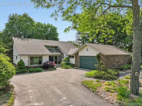 3601 Reese Rd, Brandon, MI 48462