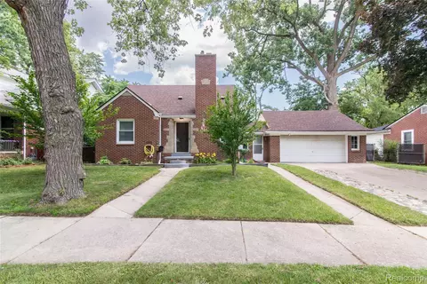 19988 Macarthur St, Redford, MI 48240
