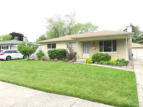 27443 Liberty Dr, Warren, MI 48092