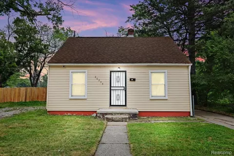 20294 Moenart St, Detroit, MI 48234