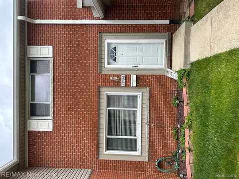 29166 Manchester St #47, Westland, MI 48185