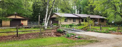 1578 Evergreen Dr, West Branch, MI 48661