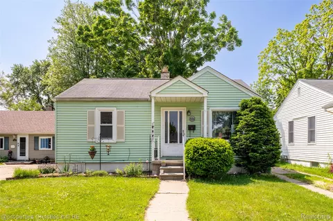 536 Andresen Ct, Hazel Park, MI 48030