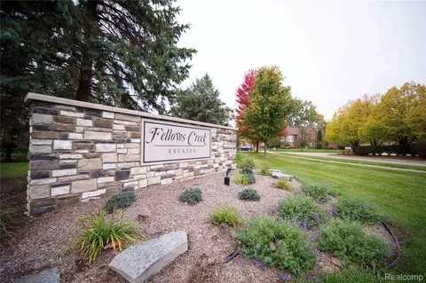 6169 Valley View Dr, Canton, MI 48187