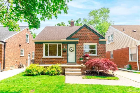 3633 Katherine St, Dearborn, MI 48124