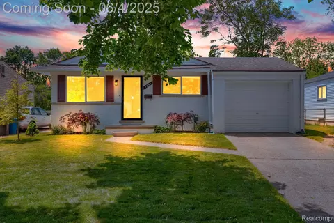 1654 S Berry St, Westland, MI 48186