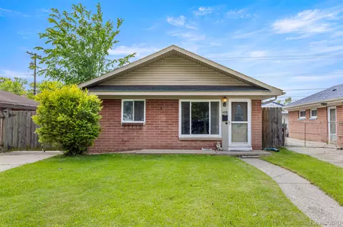 14178 Irene St, Southgate, MI 48195