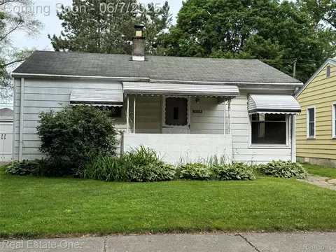 27637 Dartmouth St, Madison Heights, MI 48071