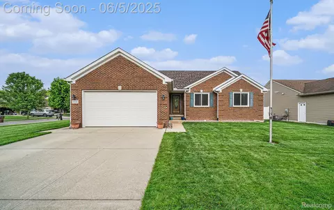 12436 Spencer Ln, Carleton, MI 48117