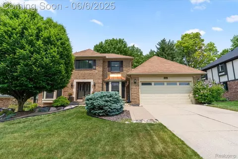 42266 Waterfall Rd, Northville, MI 48168