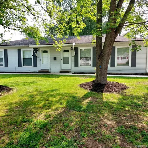 630 Aldrich St, Linden, MI 48451