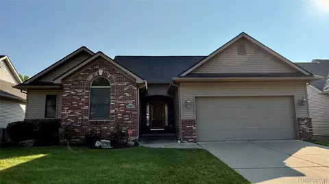 1410 Mallard Dr #57, Burton, MI 48509