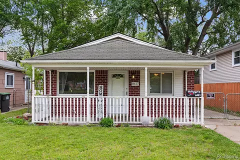 6057 Sylvia St, Taylor, MI 48180
