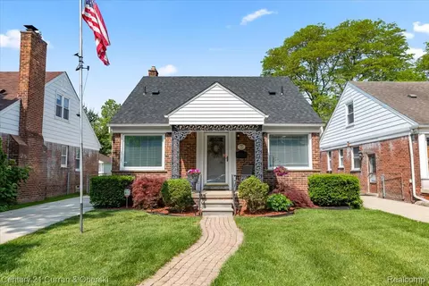 1731 N Franklin St, Dearborn, MI 48128