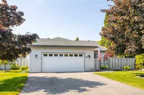 7566 Radcliffe, Genoa, MI 48114