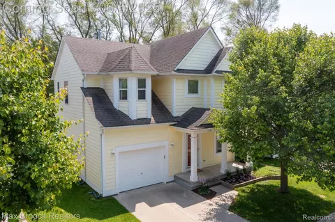 57296 Curtis St, Washington, MI 48094