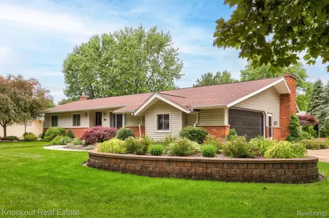 168 Franconian Dr S, Frankenmuth, MI 48734