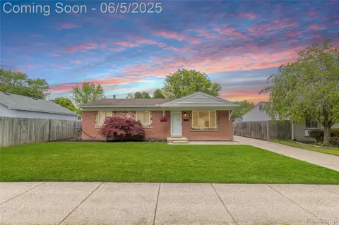 38730 Monmouth St, Westland, MI 48186