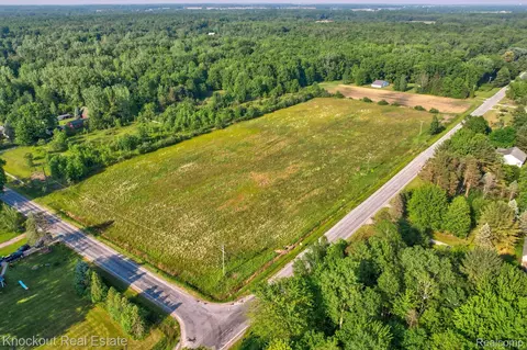 Vl Fort Road, Bridgeport, MI 48415