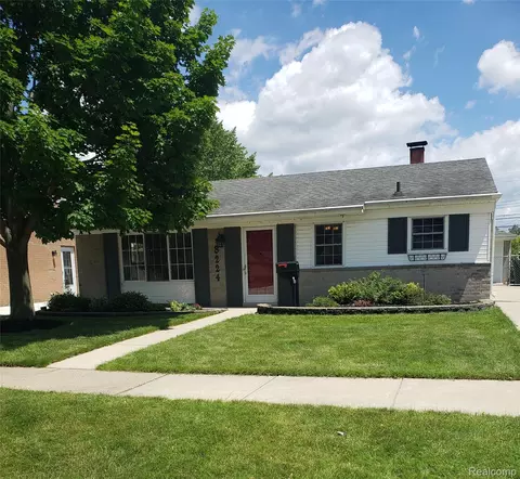 8224 Milburn St, Westland, MI 48185