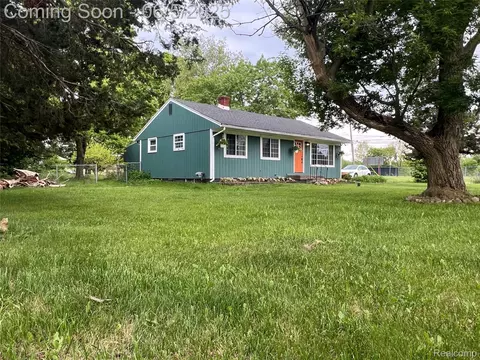 6255 Clarkston Rd, Independence, MI 48346