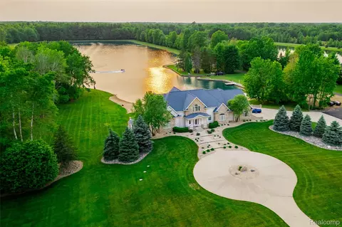 6312 S Graham Rd, Swan Creek, MI 48655