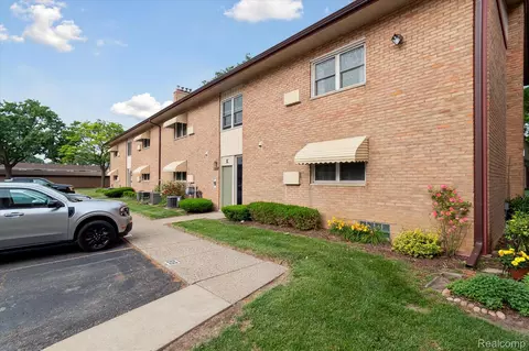 1199 S Sheldon Rd #K76, Plymouth, MI 48170