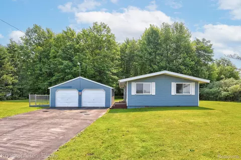 5741 S Merrill Rd, Lakefield, MI 48637