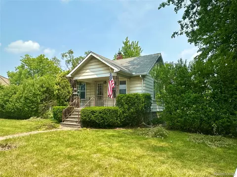 35232 College St, Westland, MI 48185