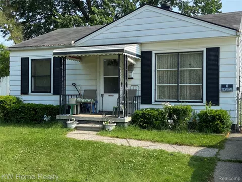 11268 Paige Ave, Warren, MI 48089
