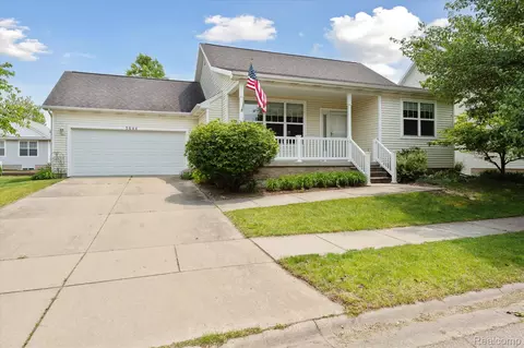 3644 Whimbrel Way, East Lansing, MI 48823