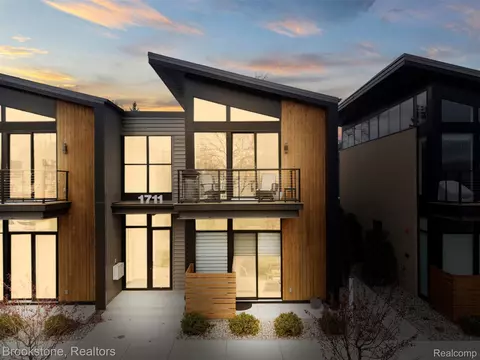 1711 Livernois St #7, Ferndale, MI 48220