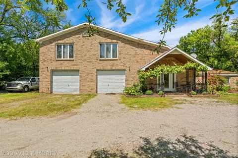 1918 Muer Dr, Troy, MI 48084