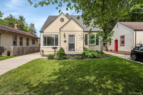 716 S Dorchester Ave, Royal Oak, MI 48067
