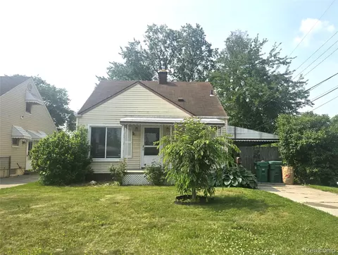 29263 Barton St, Garden City, MI 48135