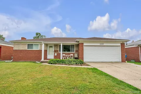 2528 Geoffry Dr, Warren, MI 48092