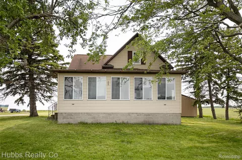 193 W Munger Rd, Merritt, MI 48747
