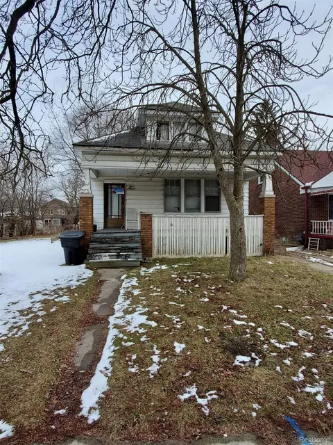 18430 Westphalia St, Detroit, MI 48205